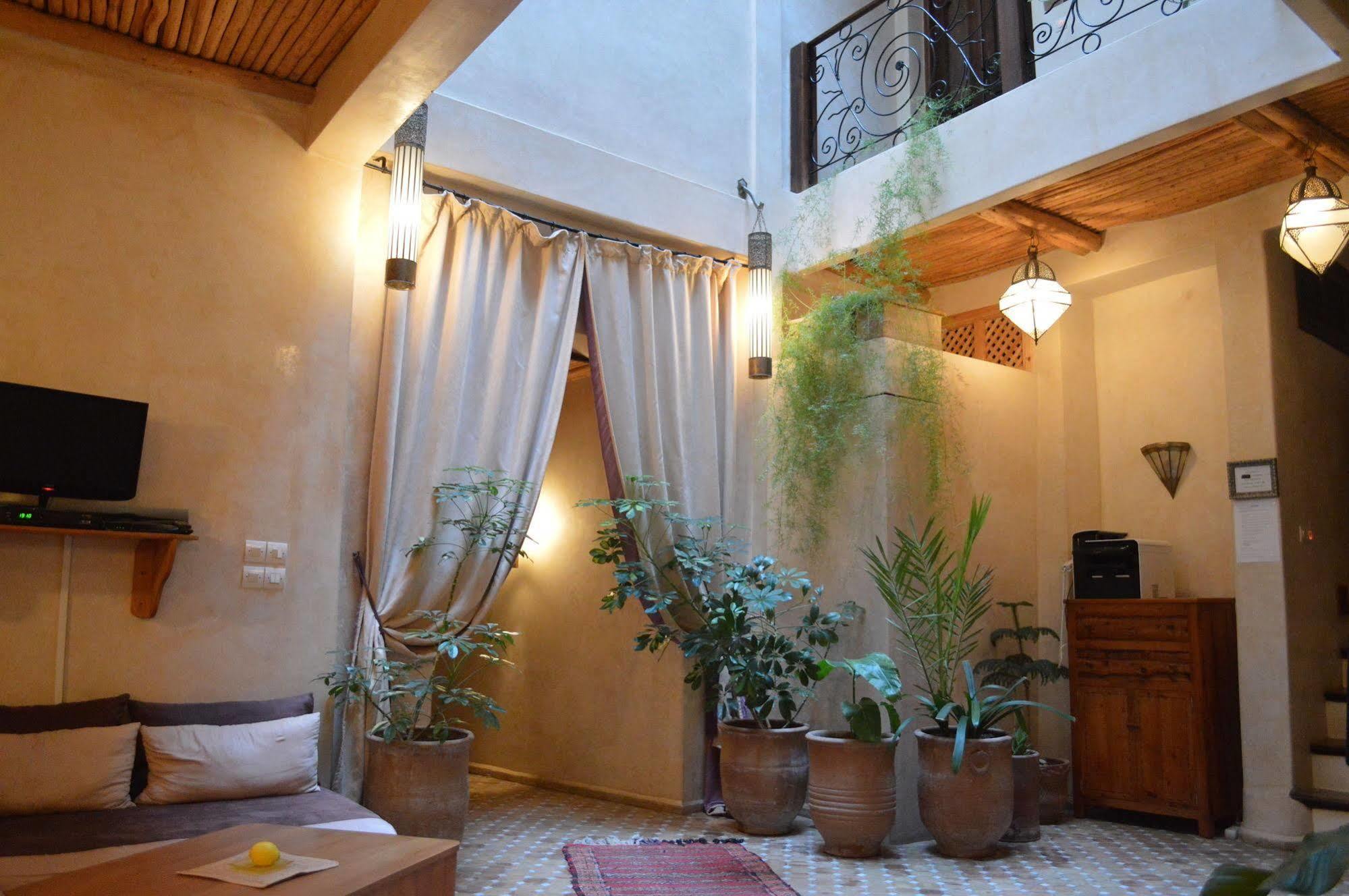 Riad Thais As-Suwajra Zewnętrze zdjęcie